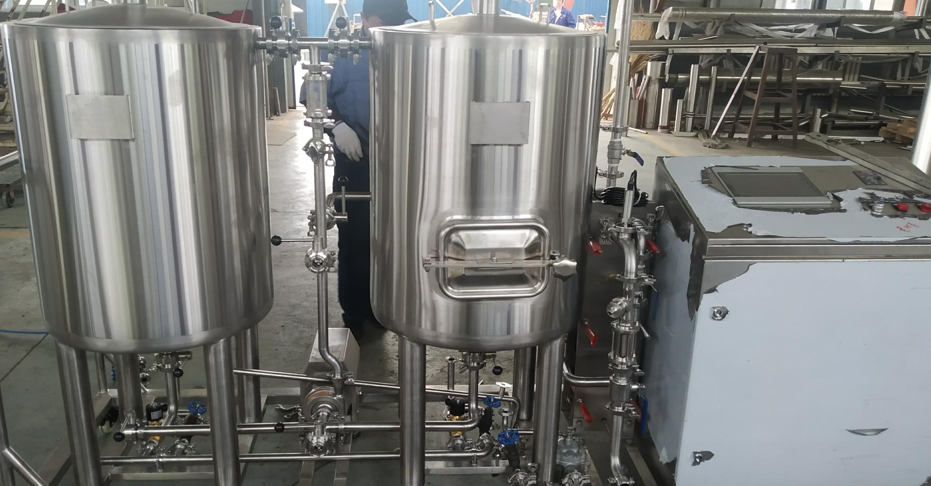 China manufacturer craft beer brewing equipment of SUS304 to Belgium 2020 W1