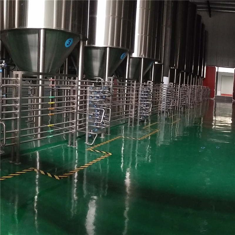 Brewery tanks and beer brewing vessels for sale Chinese manufacturer